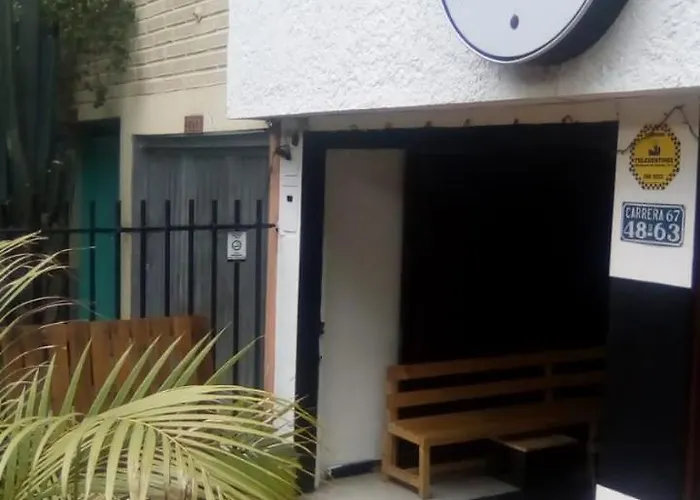 Palm Tree Hostel Medellin